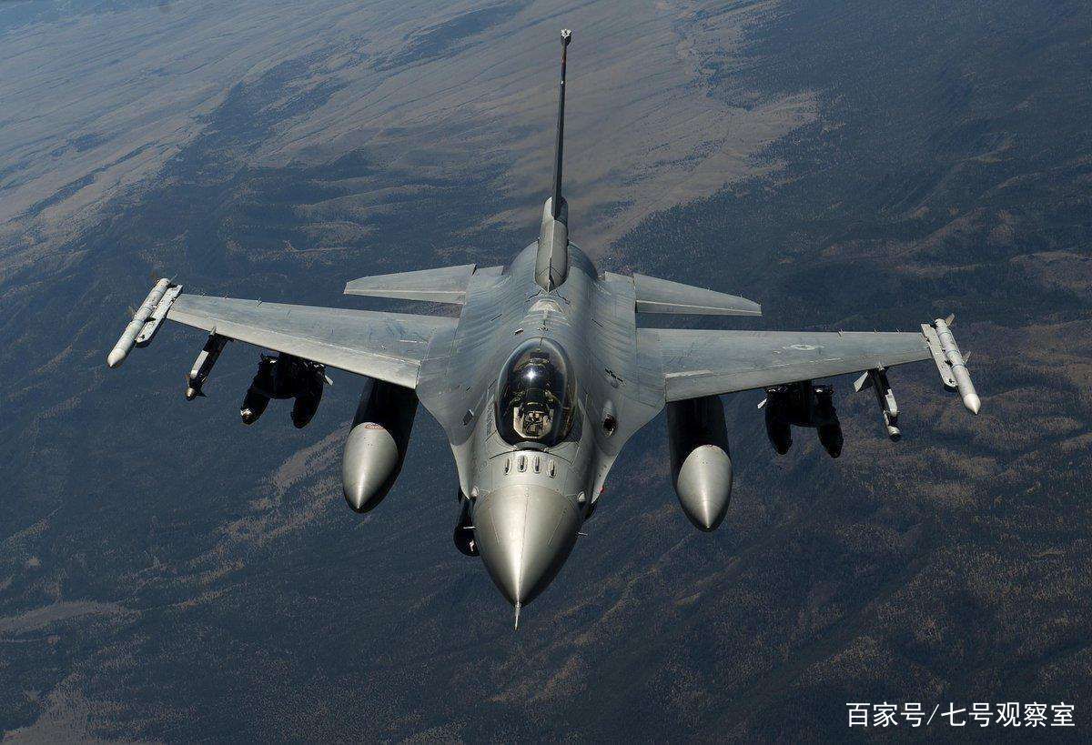 台军爆料，台军F休闲区蓝鸢梦想 - Www.slyday.coM