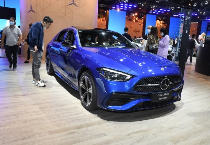 奥迪A4L对比奔驰C级该如何选择