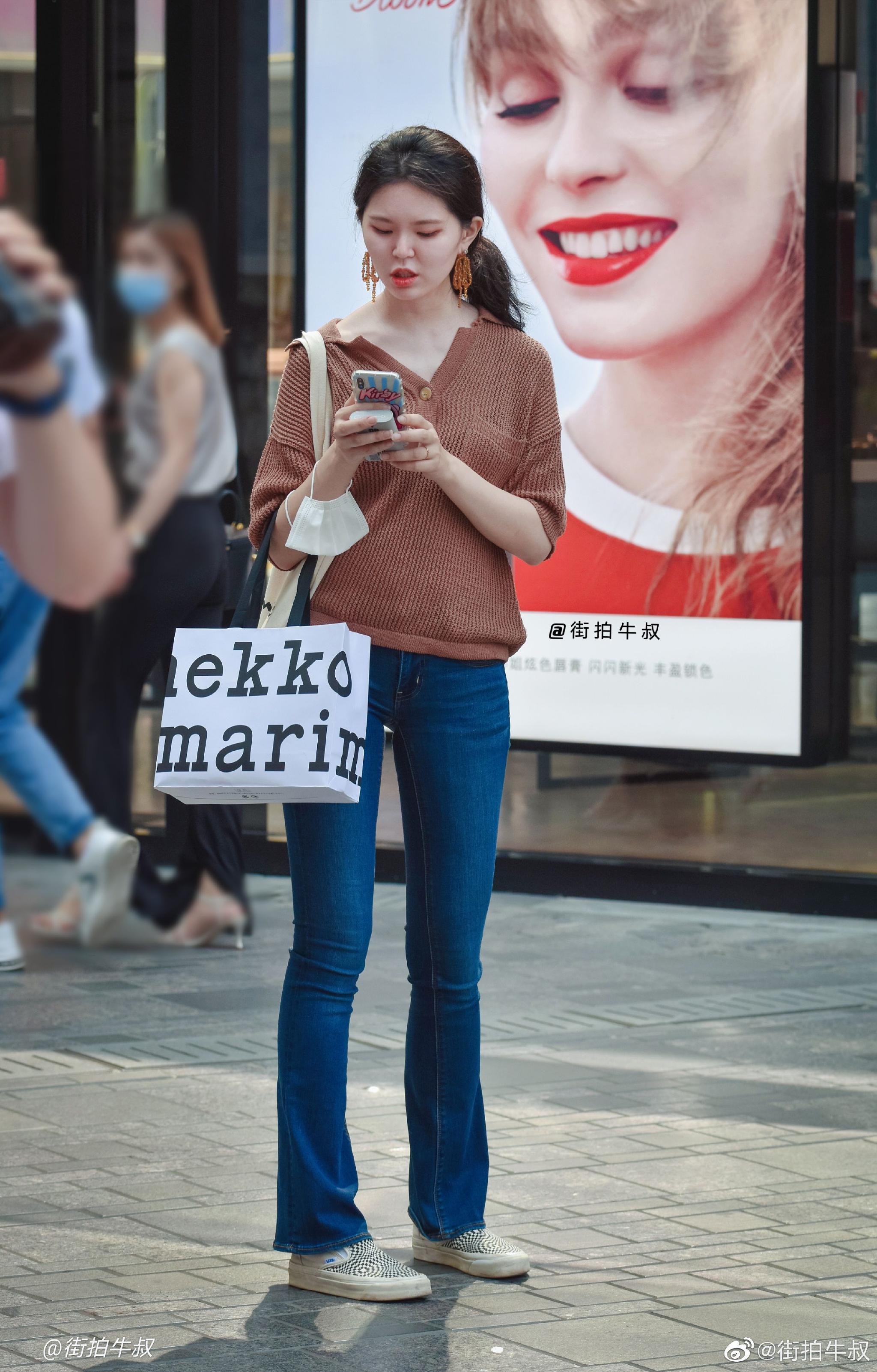 polo衫搭配牛仔裤好看