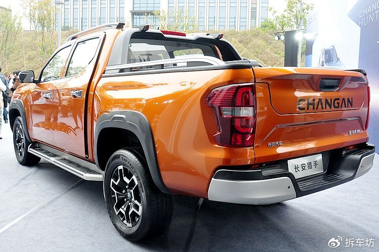 全球首款增程皮卡上市 长安猎手指导价13.99万元起-新浪汽车