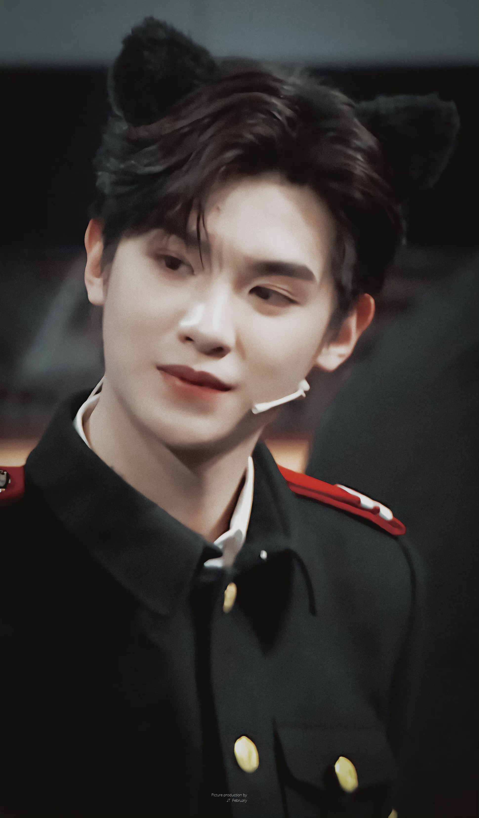 黄明昊cos黑猫警长,制服造型的小贾好帅呀……_高清图集_新浪网