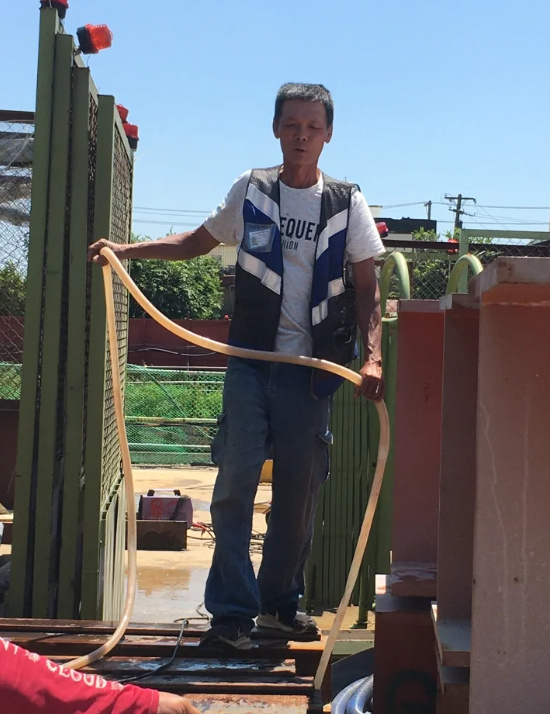 林志颖“救命恩人”收到的感谢礼物曝光:21箱饮料及24杯奶茶休闲区蓝鸢梦想 - Www.slyday.coM 林志颖“救命恩人”收到的感谢礼物曝光:21箱饮料及24杯奶茶休闲区蓝鸢梦想 - Www.slyday.coM