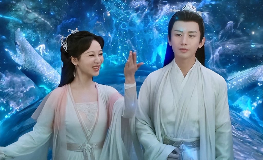 杨紫+成毅都玩不转了？《沉香如屑》剧情老套，被吐槽“难看”休闲区蓝鸢梦想 - Www.slyday.coM