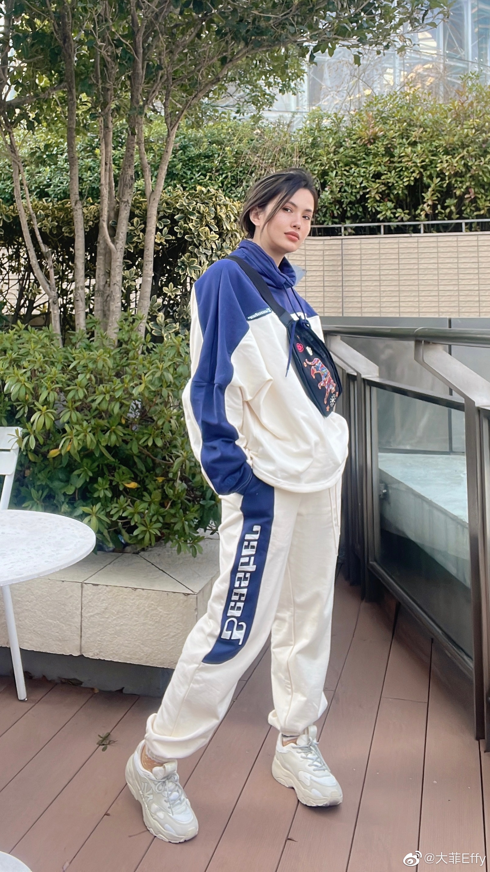 最近想做高中生 老花或者成套长得校服穿搭 至少可以减龄10岁!