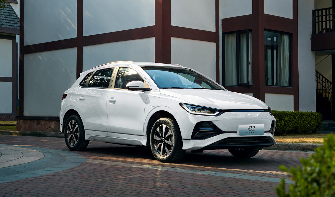 比亚迪e2荣耀版上市 不到9万 纯电续航405km-新浪汽车