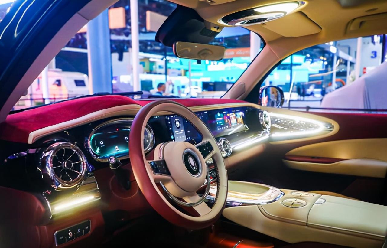 小姐姐的最爱欧拉朋克猫量产版内饰官图发布