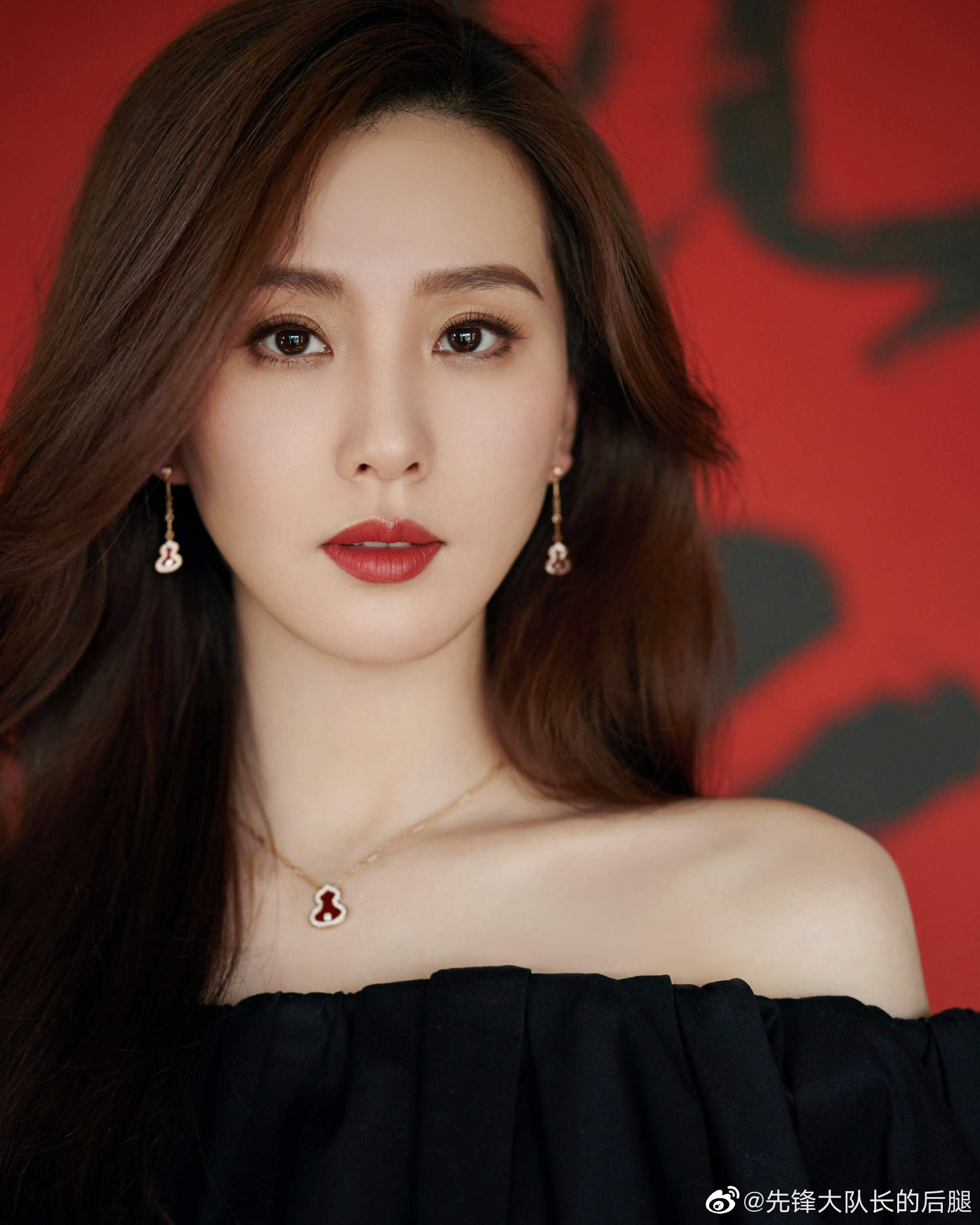 刘诗诗有黑丝诶