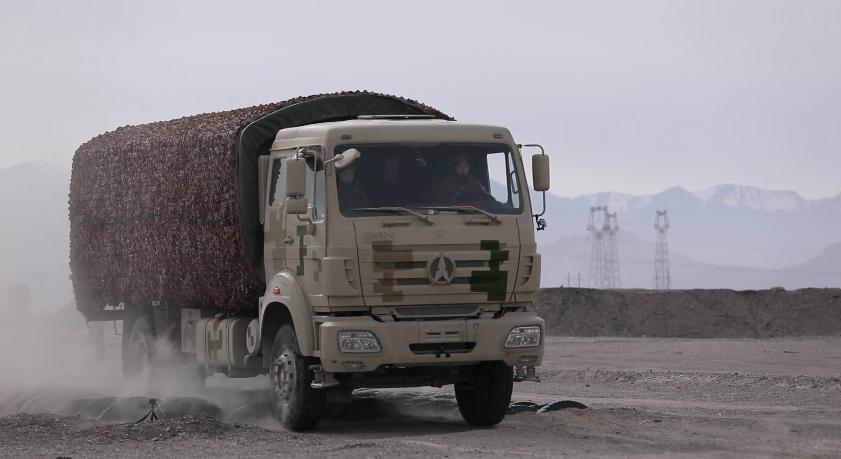 高原女汽车兵有多强能驾驶擅炊事会救护今晚看格桑花映雪绽放