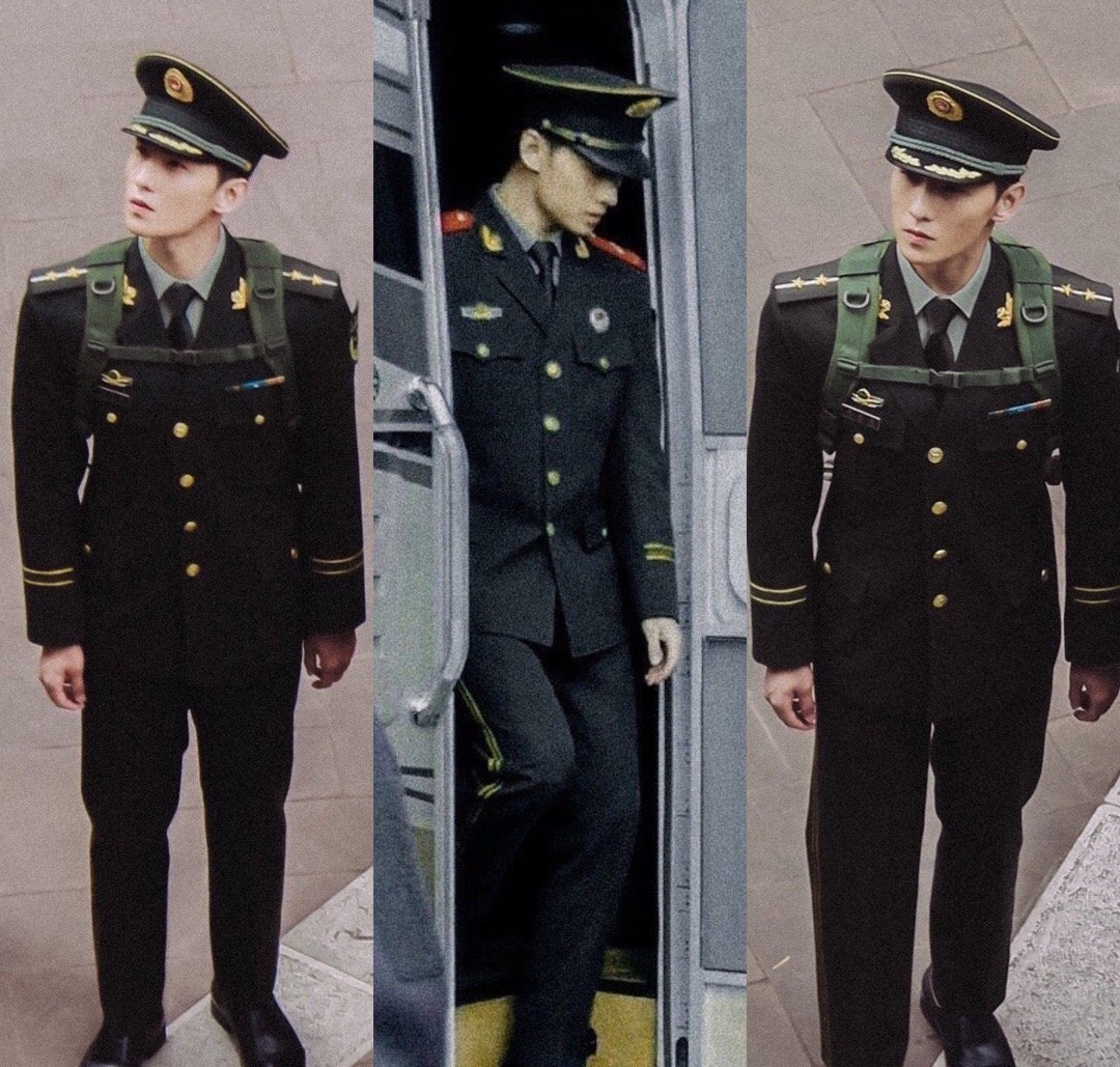 杨洋的军装制服!超a超正!是热血男儿的形象了