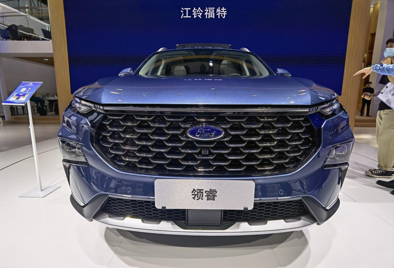 广州车展直击外观更为精致江铃福特全新中型suv亮相