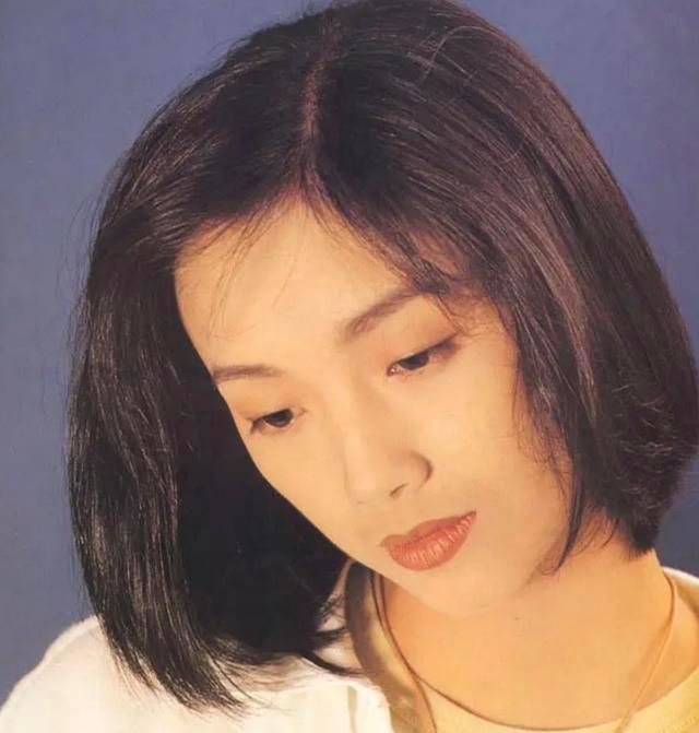 二婚却悄悄嫁给了普通人,如今过得很朴实|庹宗华|吴倩莲|二婚_新浪