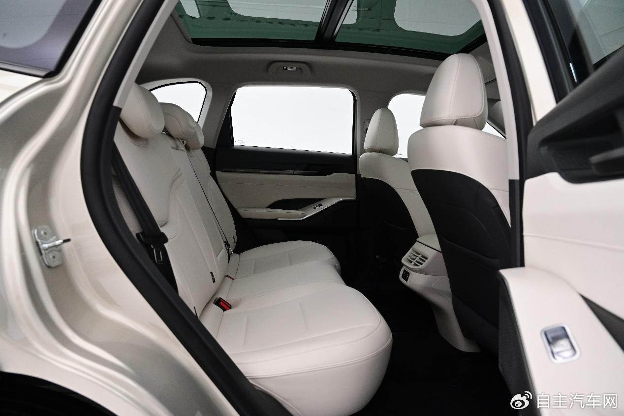 新一代哈弗h6不愧是性价比之王这些功能居然是标配