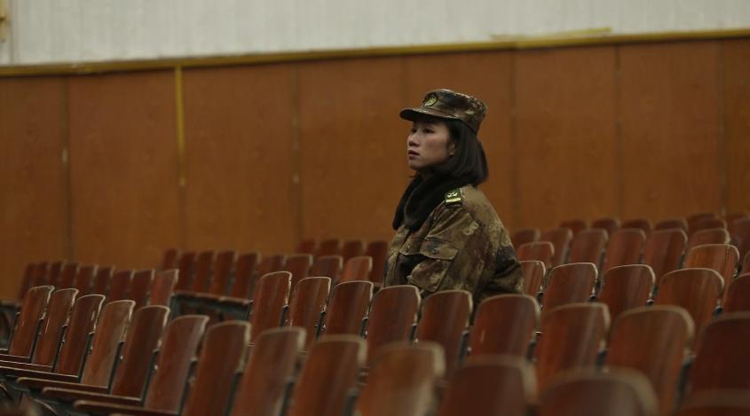 高原女汽车兵有多强能驾驶擅炊事会救护今晚看格桑花映雪绽放