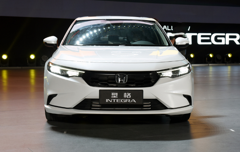 日系新人登场！本田型格对比丰田雷凌谁更值得买？