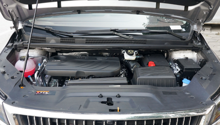 6座大空间MPV谁更值得入手？吉利嘉际对比五菱凯捷