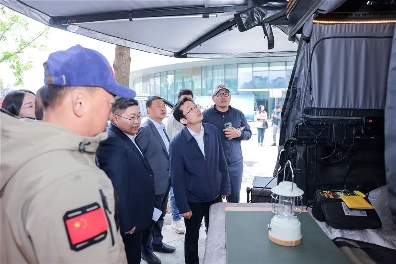 此外,本次研讨会还在北京汽车博物馆室外场地,开辟了为期两天的皮卡车