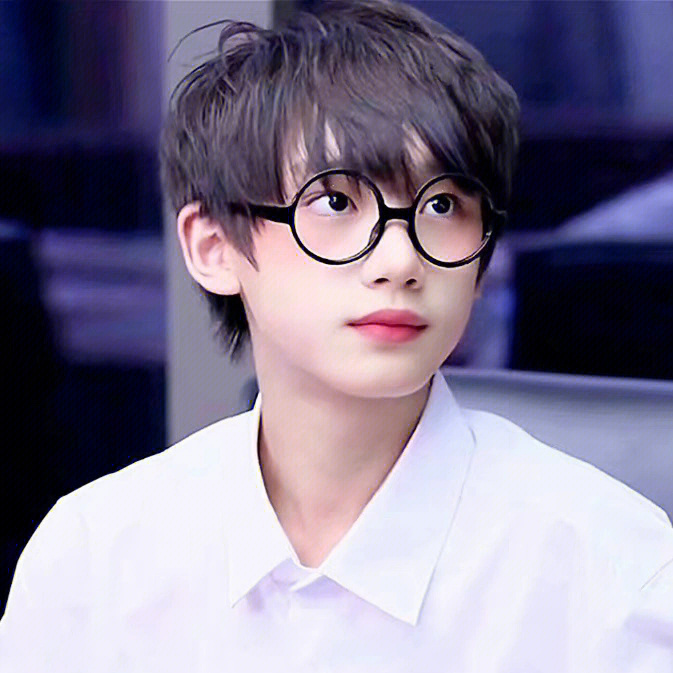 小时候这么呆萌可爱的丁程鑫小学班主任肯定特别喜欢他吧