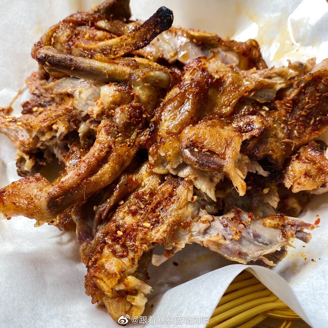 烤鸡架有的是可进炉三遍嫩到爆炸的不是哪都有炸串遍地开花