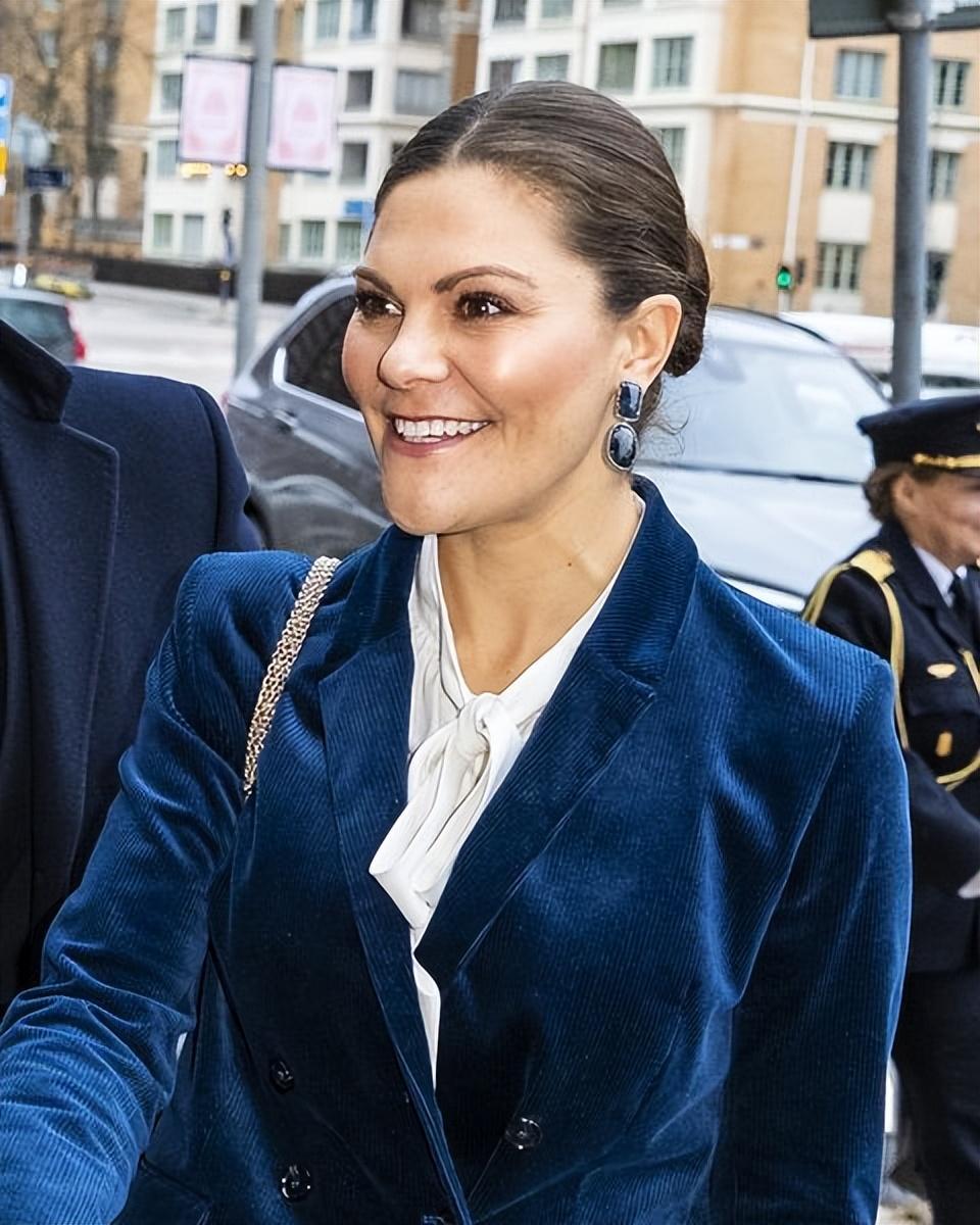 「瑞典女王储」