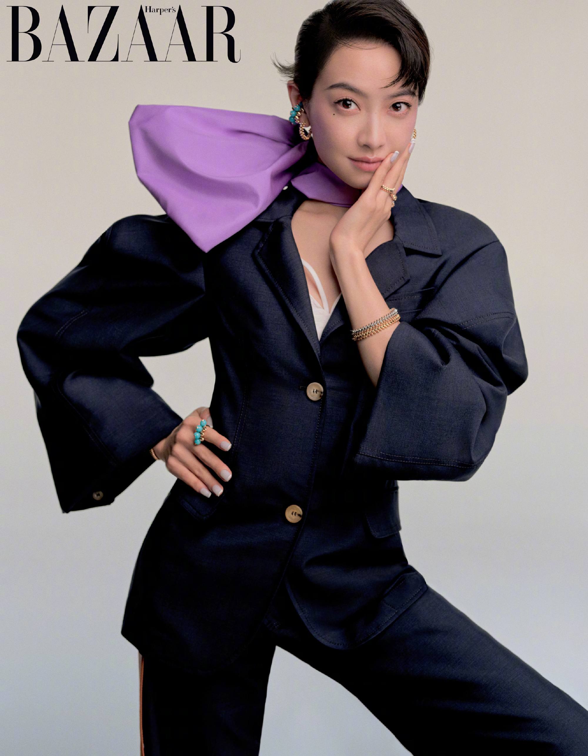 宋茜时尚芭莎bazaar六月刊封面大片,复古发型搭配清透自然的裸妆