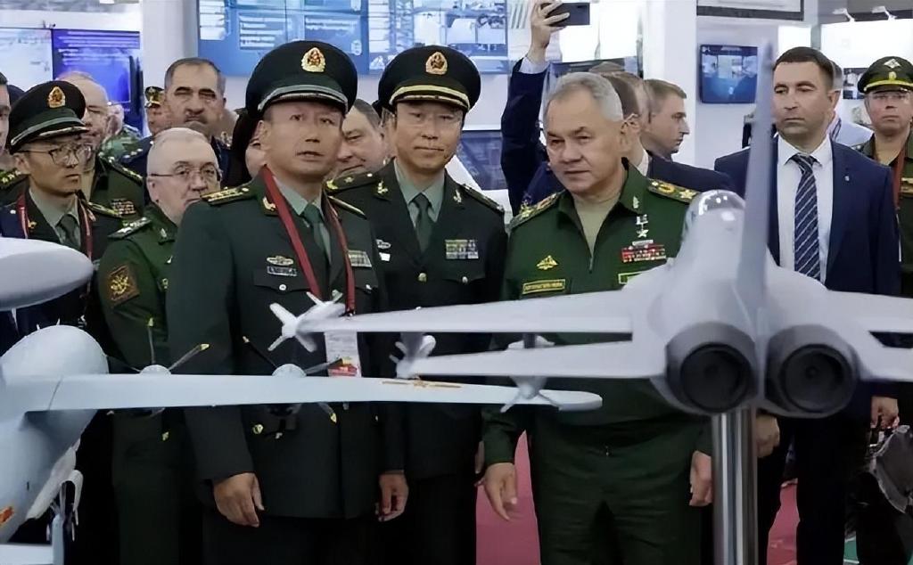 俄虽落魄仍有宝贝,绍伊古:"匕首"时速14700公里,3次参加实战__财经