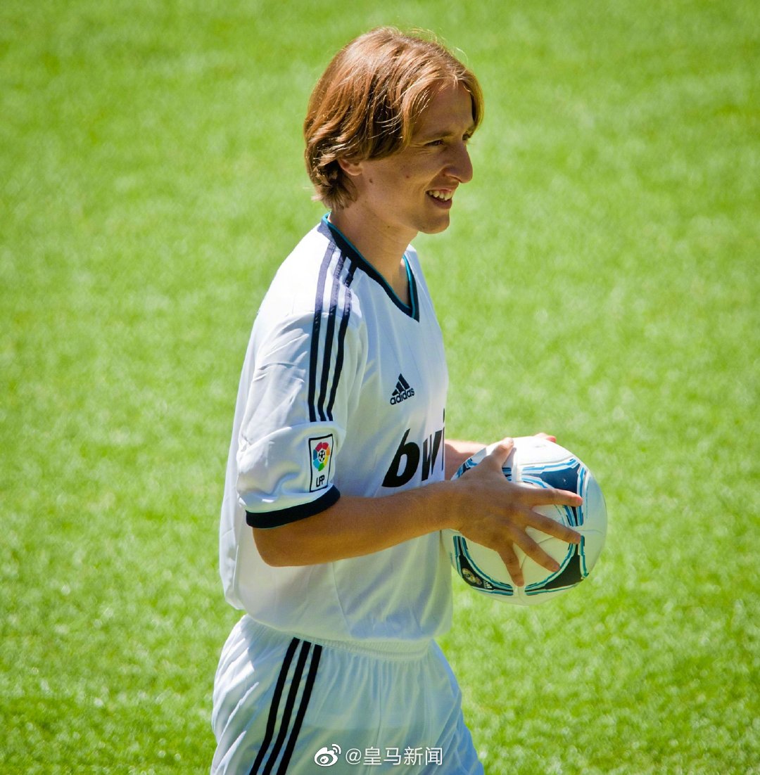 这么青涩的莫德里奇,你记得吗?_高清图集_新浪网