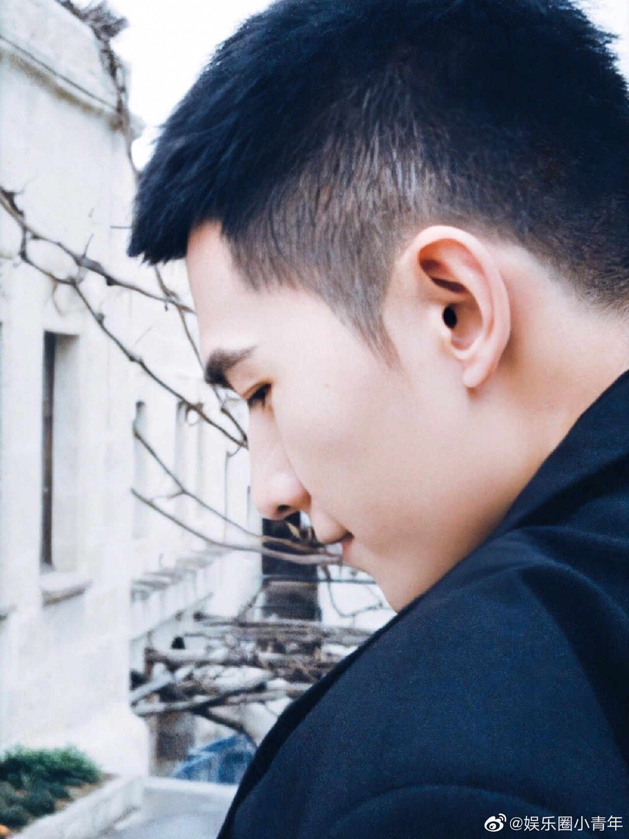 寸头免检帅哥杨洋