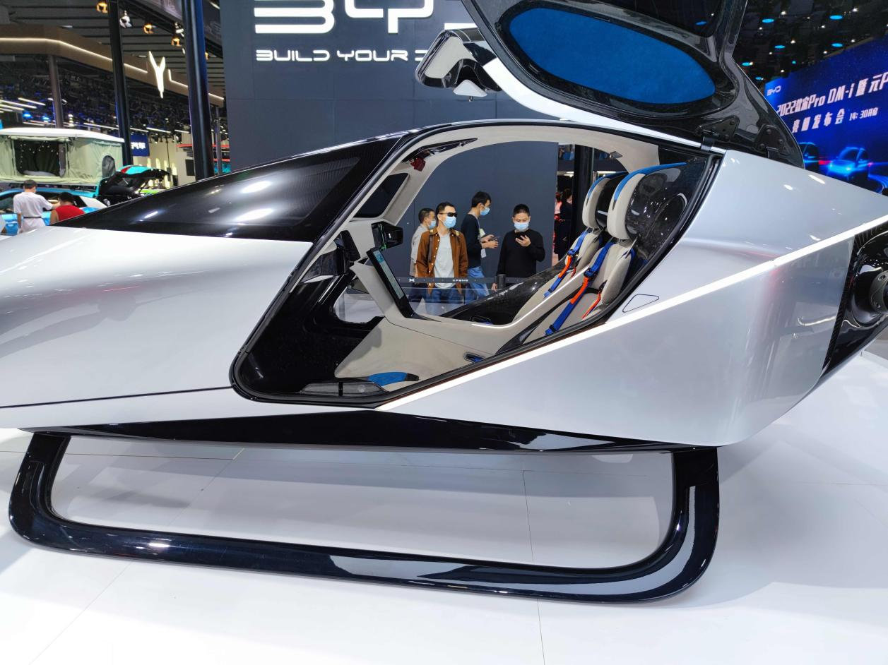 广州车展直击小鹏旅航者x2空中出行引领者