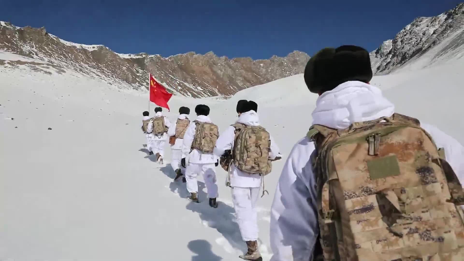 新春走基层丨佳节将至,别迭里边防连官兵再踏"天梯"巡逻路