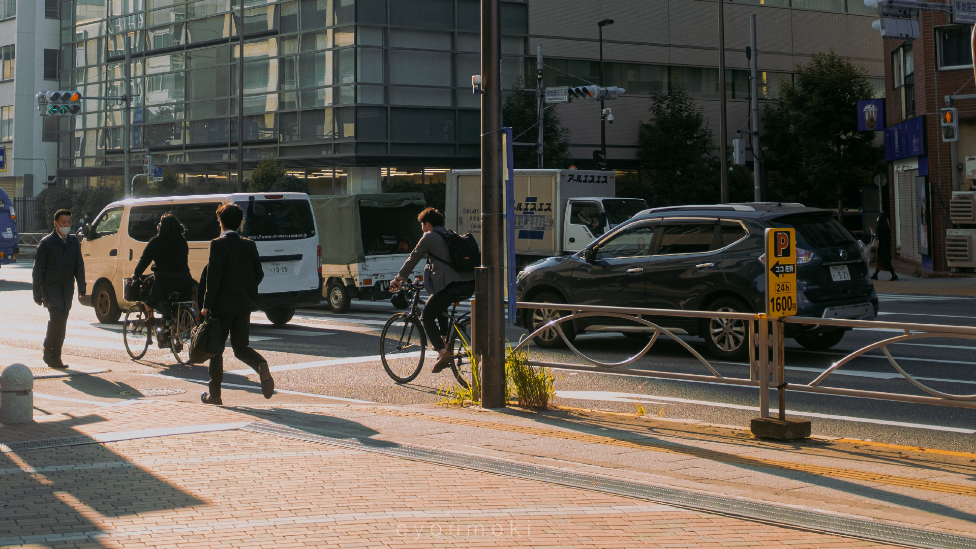 匆匆忙忙的认真生活着__财经头条