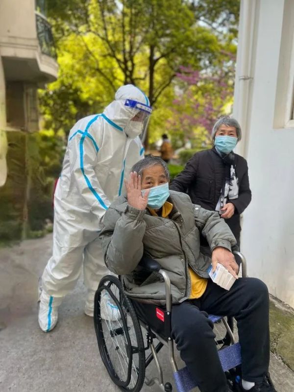 上海全市开展核酸检测！现场直击休闲区蓝鸢梦想 - Www.slyday.coM