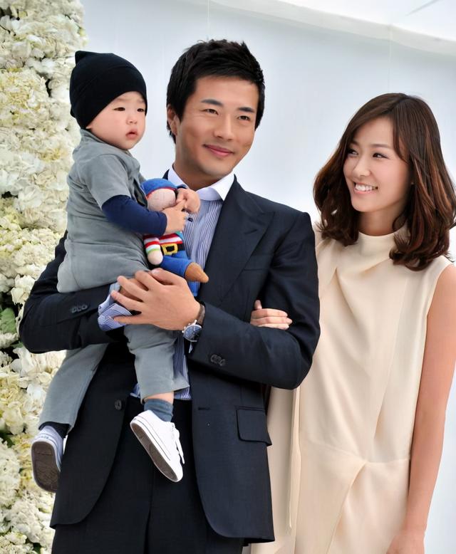 4亿身家都归老婆孩子,韩国男演员宠妻不是吹的!