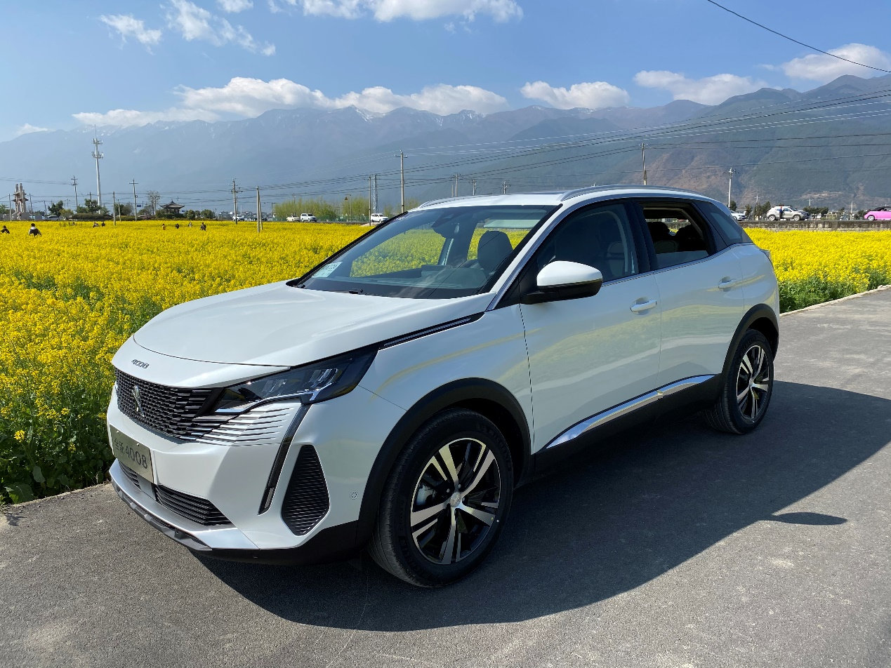 试驾东风标致全新4008升级的远不止法式浪漫