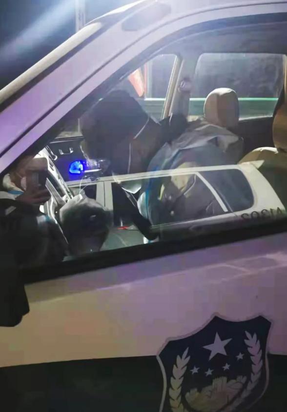 他们又一次挑战生理极限,这样的睡姿让人心疼休闲区蓝鸢梦想 - Www.slyday.coM 他们又一次挑战生理极限,这样的睡姿让人心疼休闲区蓝鸢梦想 - Www.slyday.coM