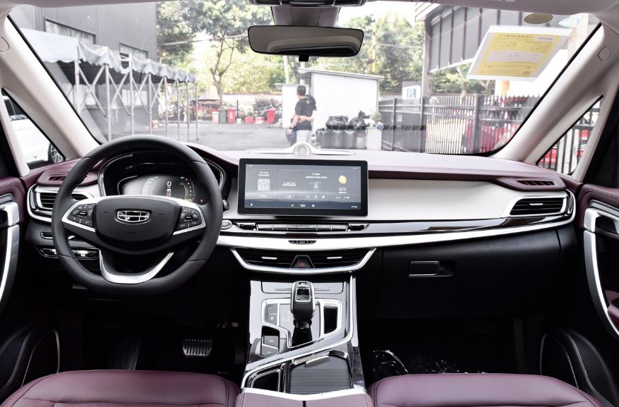 6座大空间MPV谁更值得入手？吉利嘉际对比五菱凯捷