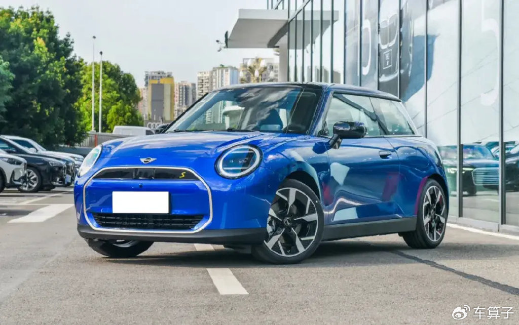 年人的专属大玩具 全新纯电动mini cooper售价18.98万元起-新浪汽车