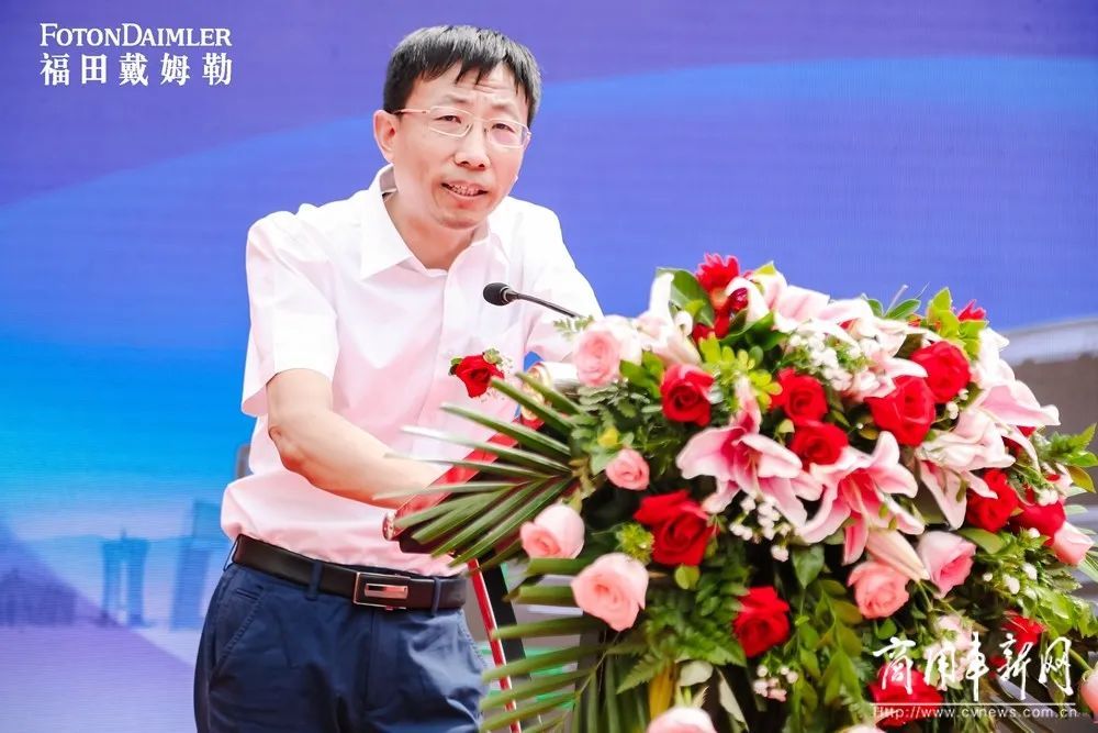 福田戴姆勒汽车欧曼营销公司品牌运营副总经理马诚表示,欧曼自动挡
