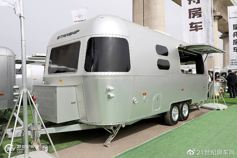 移动式摩托车库!星舟多功能车亮相北京房车展!-新浪汽车