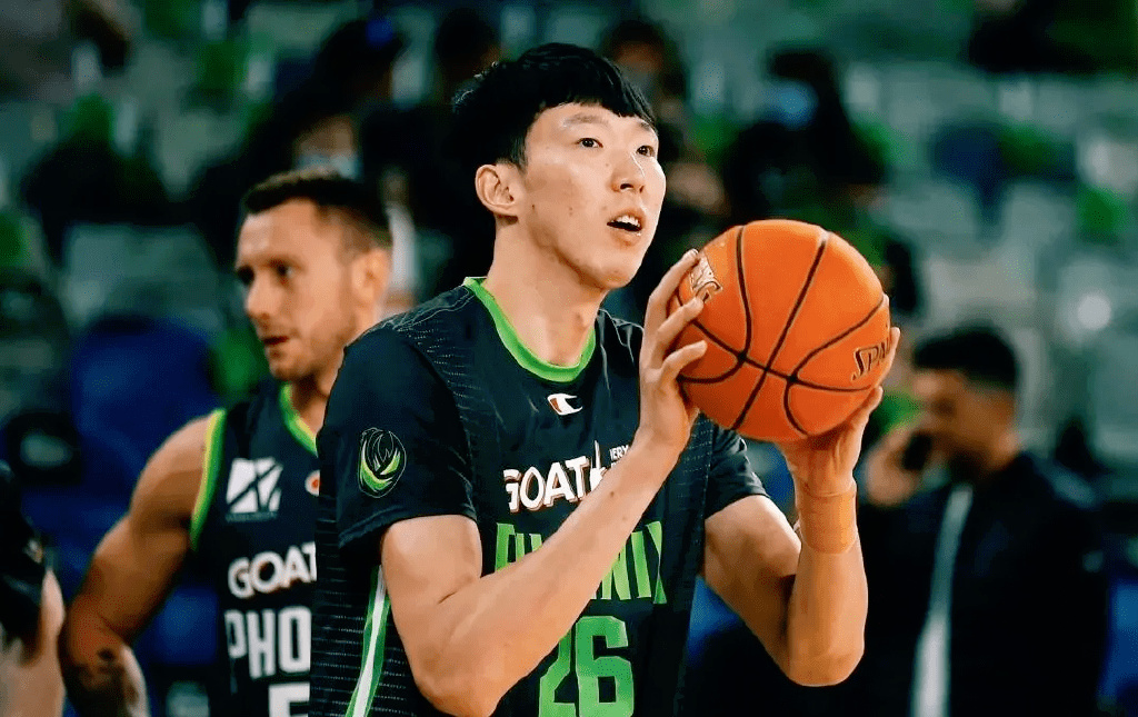 周琦恢复“自由身”引爆CBA悬念:他会让CBA再造新王朝的吧?