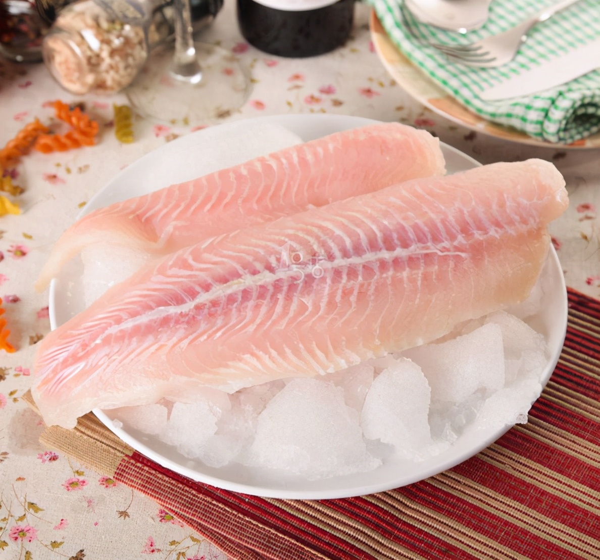 "龙利鱼柳"细嫩无刺,大人爱买孩子爱吃,老渔民:从不给孙子吃