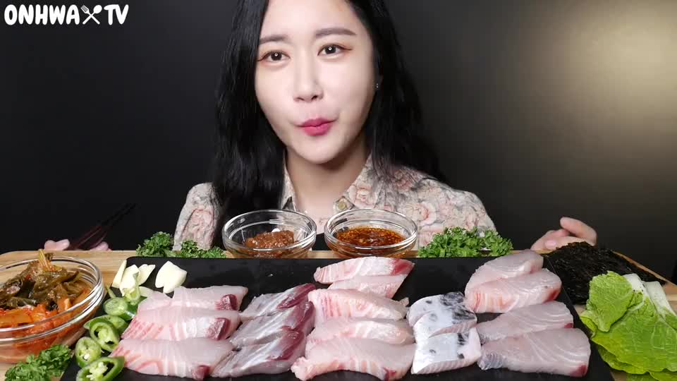 咀嚼音 西班牙鲭鱼生鱼片刺身 甜辣酱 咀嚼音 西班牙鲭鱼生鱼片刺身 甜辣酱