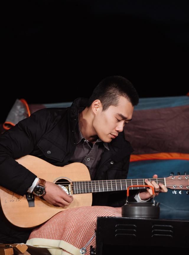 被爆有女友还参加恋爱综艺,憨厚痴情人设不保|耿斯汉|金莎|综艺_新浪