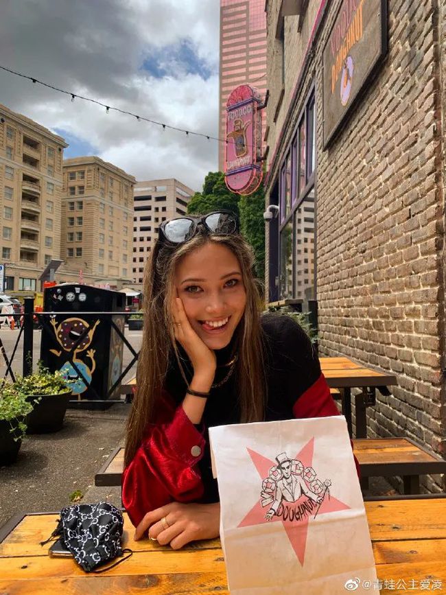 谷爱凌冬奥首秀!天才美少女+斯坦福学霸是怎么炼成的?休闲区蓝鸢梦想 - Www.slyday.coM 谷爱凌冬奥首秀!天才美少女+斯坦福学霸是怎么炼成的?休闲区蓝鸢梦想 - Www.slyday.coM