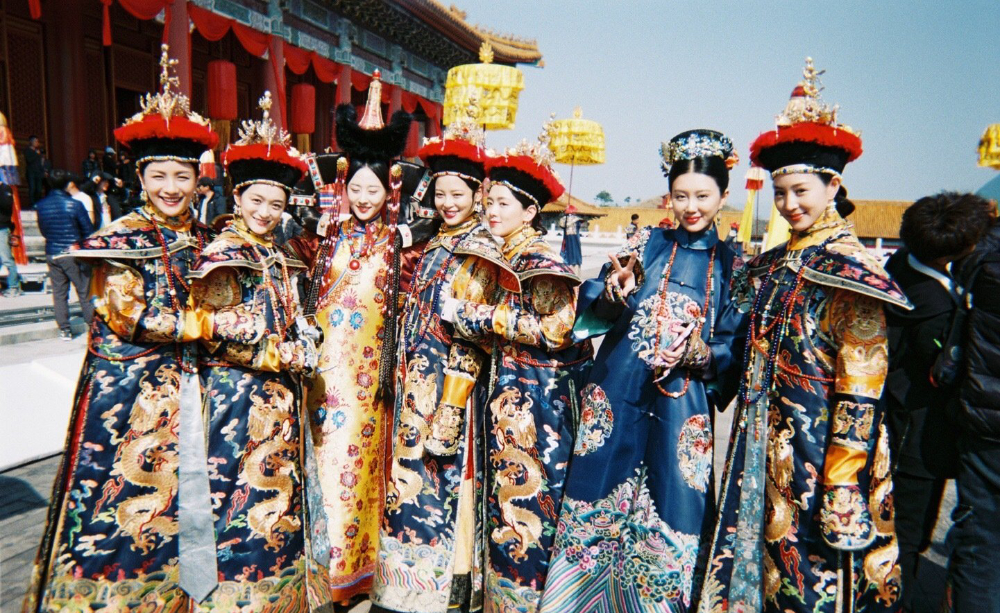 《如懿传》也是群像戏也是一大堆妃嫔