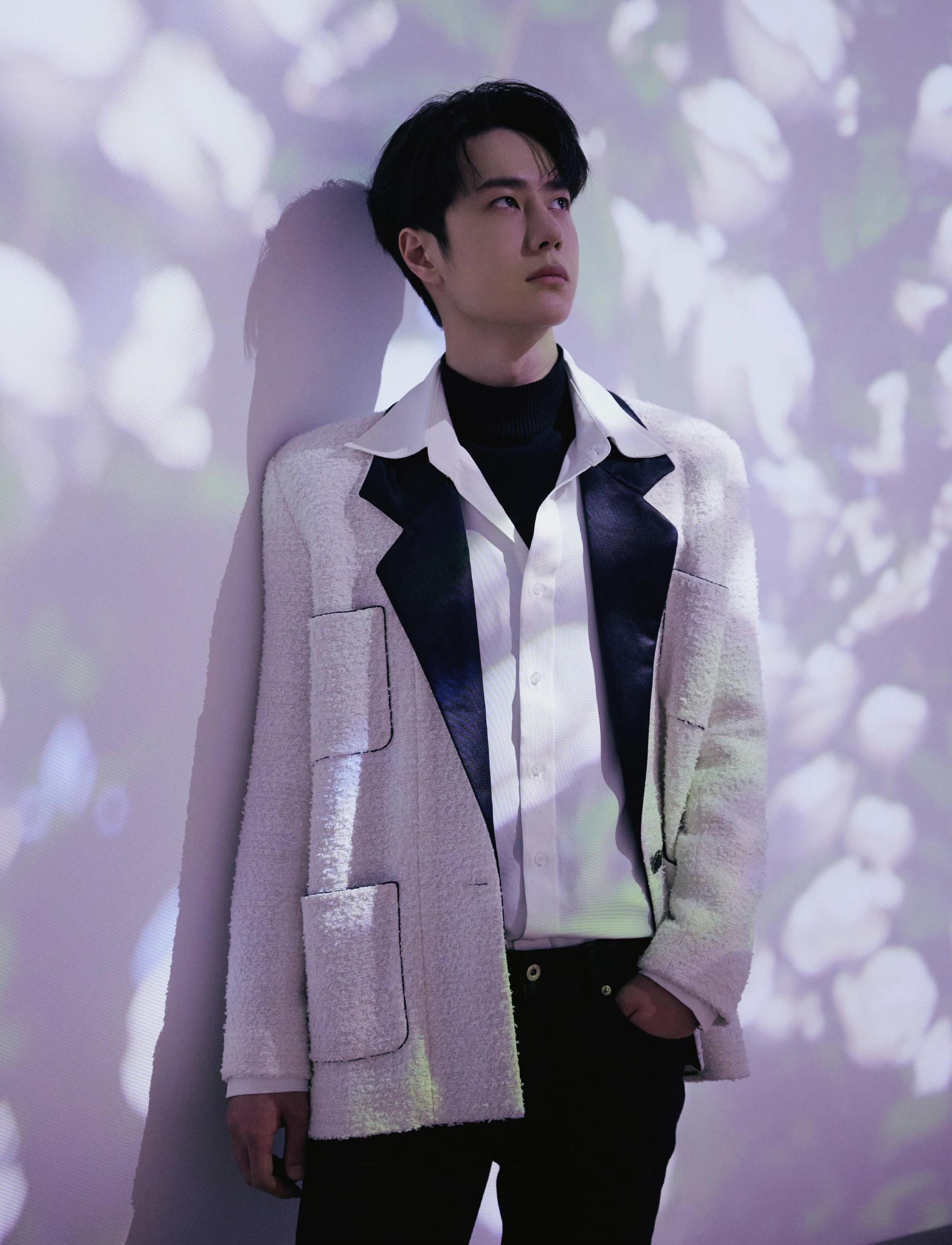 王一博未曝光库存照白衬衫黑j12的幕后花絮