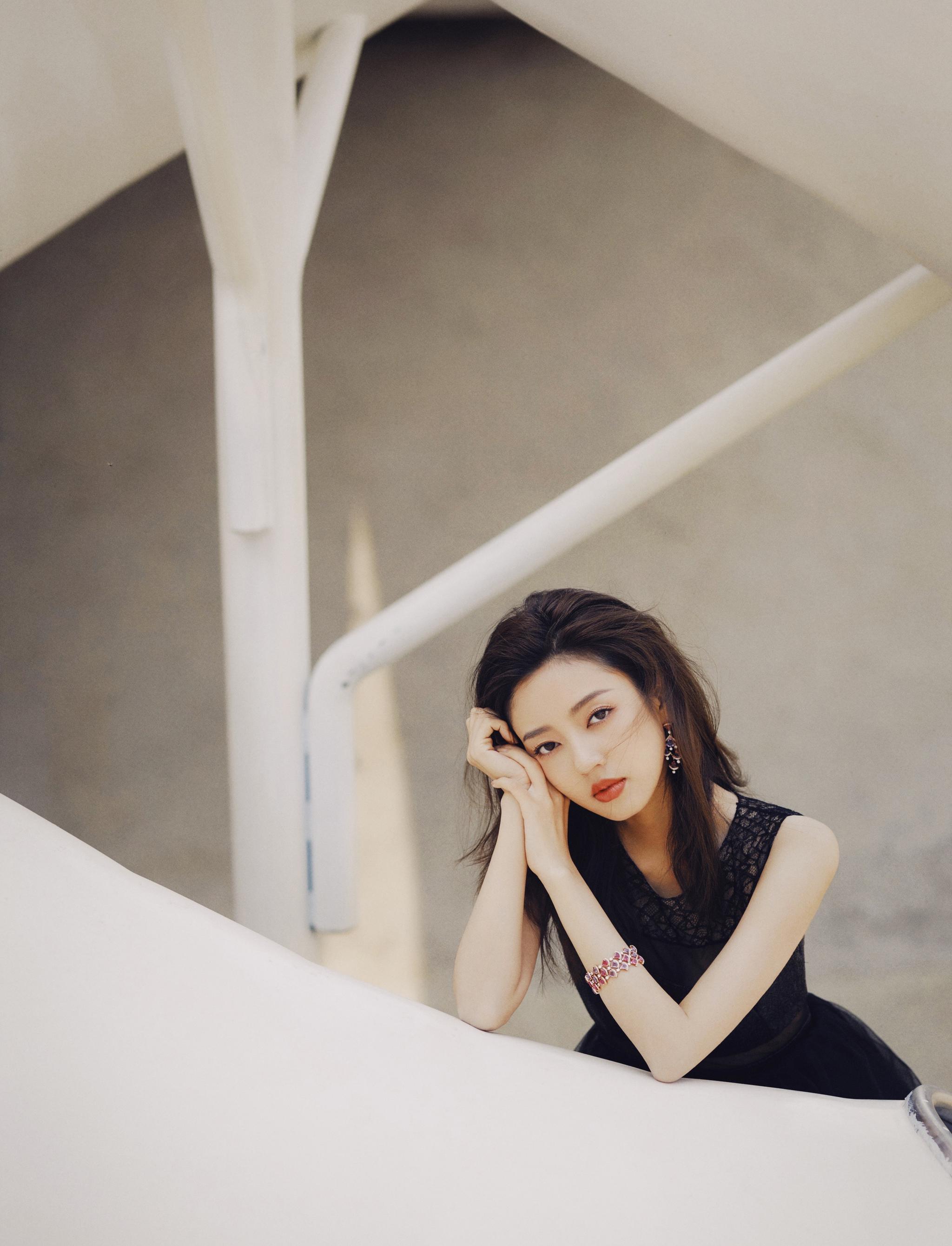 欢娱影视演员何瑞贤亮相2021点赞中国青春榜样盛典