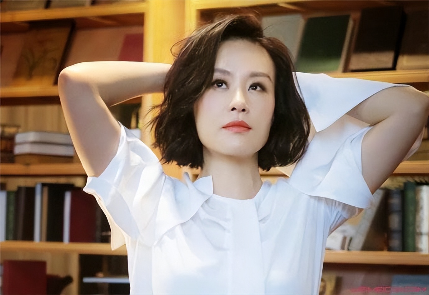 邬君梅被日本巨星抛弃9次试管未育嫁给美国人被宠成公主