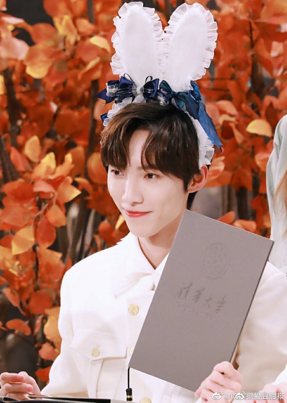 r1se长沙签售会饭拍