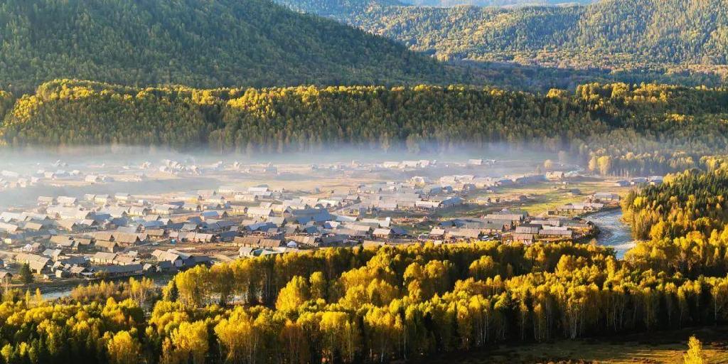 总要在秋天去一次北疆吧!一年仅3周的秋色,惊艳回归休闲区蓝鸢梦想 - Www.slyday.coM 总要在秋天去一次北疆吧!一年仅3周的秋色,惊艳回归休闲区蓝鸢梦想 - Www.slyday.coM