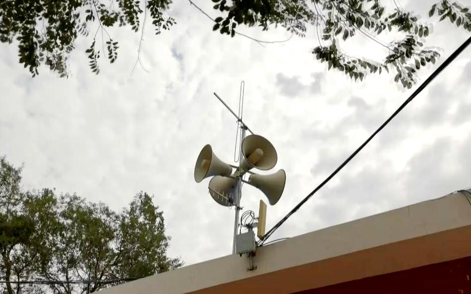 新举措讲给村民们听,着力将大喇叭打造成传播党的好声音的"扩音器"